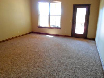 brewer-carpet-one-floor-home-edmond-ok-installation-gallery-master-bedrom-carpet